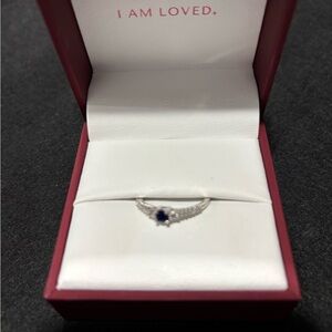 Sterling Silver size 7 Ring with Blue Sapphire, Like new